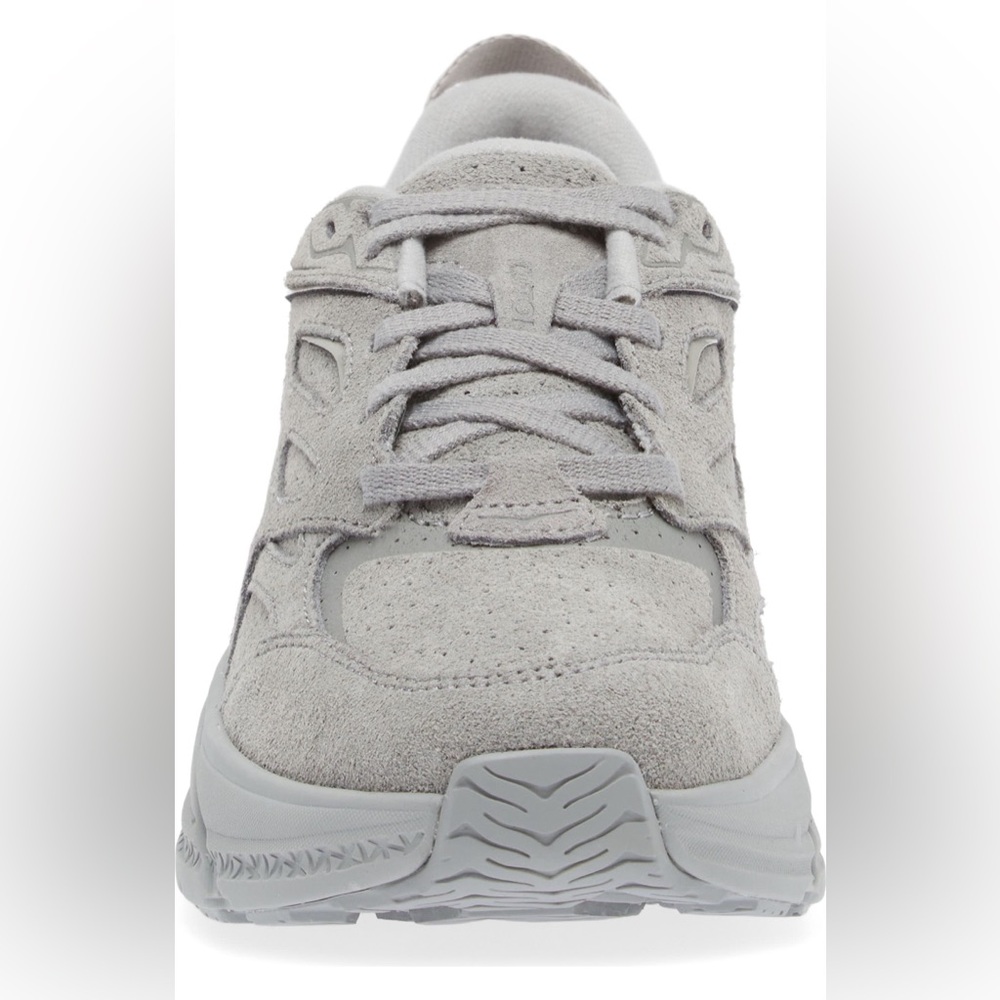 ❗️WMNS HOKA CLIFTON GREY❗️ - Picture 3 of 5